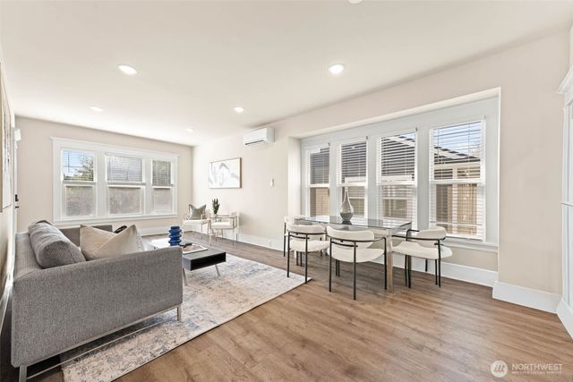 1413 26th Avenue, Seattle, WA 98122