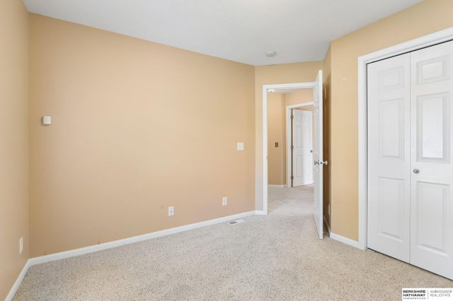 19601 Blaine Circle, Omaha, NE 68135