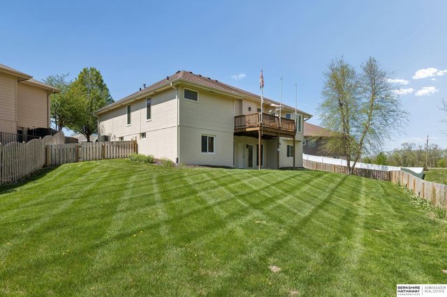19601 Blaine Circle, Omaha, NE 68135
