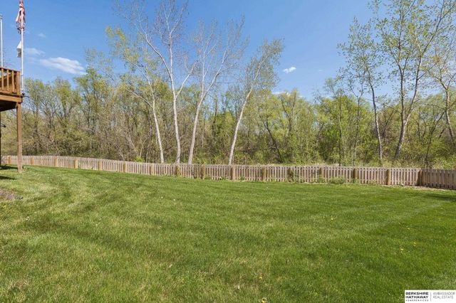19601 Blaine Circle, Omaha, NE 68135