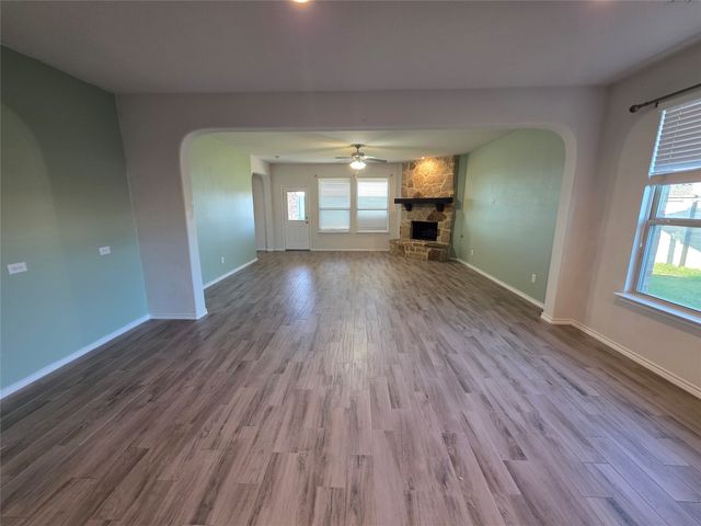 717 Gannet Trail, Argyle, TX 76226