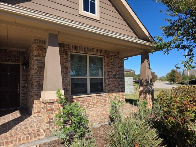 717 Gannet Trail, Argyle, TX 76226