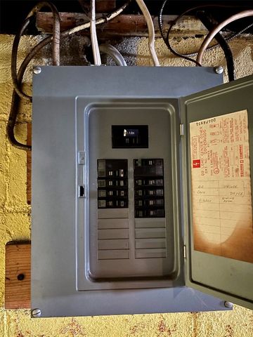 1129 MARSHALL Drive, Erie, PA 16505