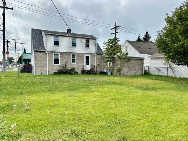 1129 MARSHALL Drive, Erie, PA 16505