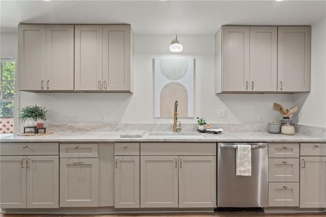 305 Trent Mill Court, Mobile, AL 36608