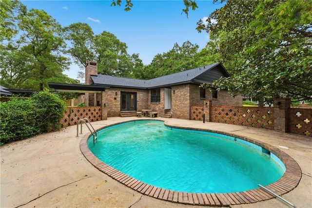 305 Trent Mill Court, Mobile, AL 36608