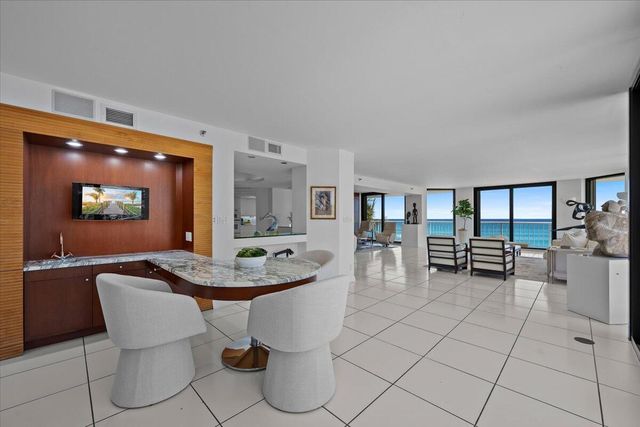 3170 S Ocean Boulevard 502n, Palm Beach, FL 33480