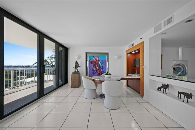 3170 S Ocean Boulevard 502n, Palm Beach, FL 33480