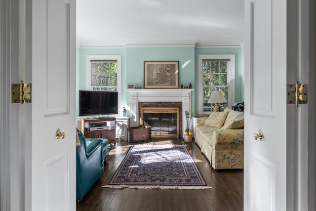 211 Preston Road, Columbus, OH 43209