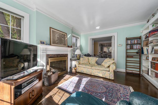 211 Preston Road, Columbus, OH 43209