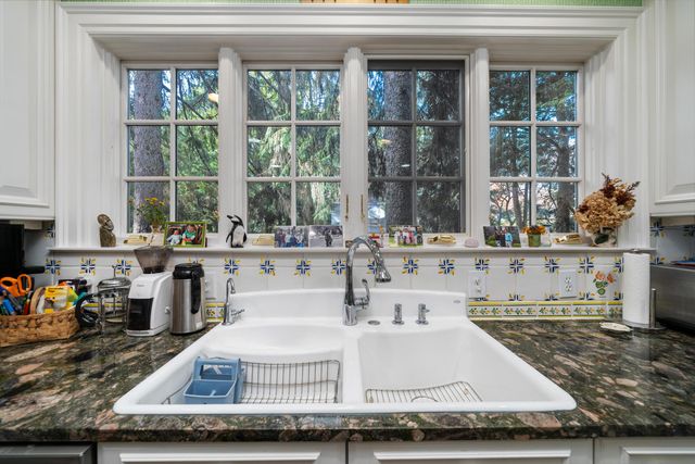 211 Preston Road, Columbus, OH 43209