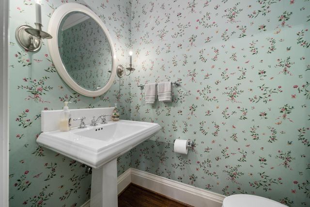 211 Preston Road, Columbus, OH 43209