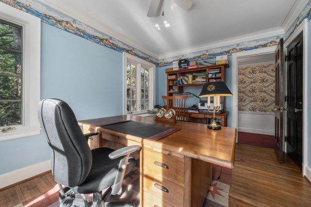 211 Preston Road, Columbus, OH 43209