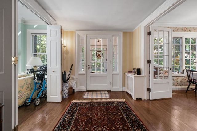 211 Preston Road, Columbus, OH 43209