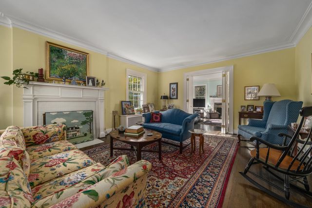 211 Preston Road, Columbus, OH 43209