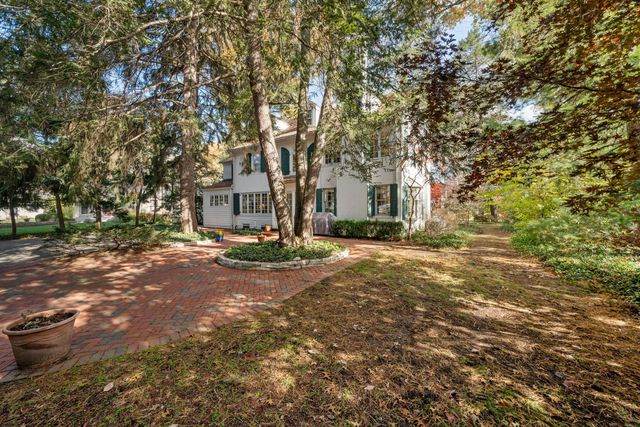 211 Preston Road, Columbus, OH 43209