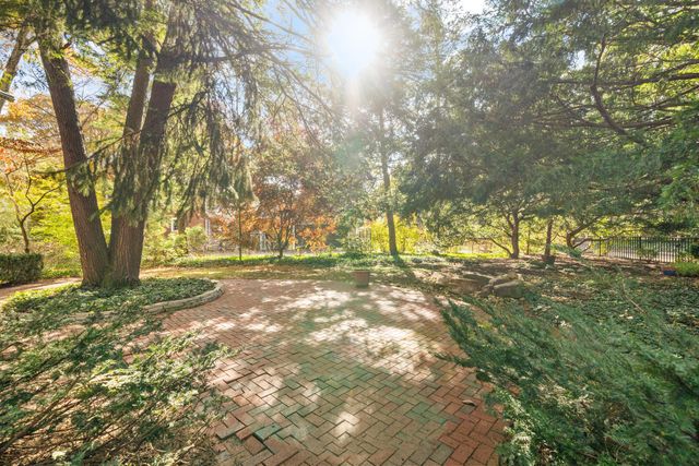 211 Preston Road, Columbus, OH 43209