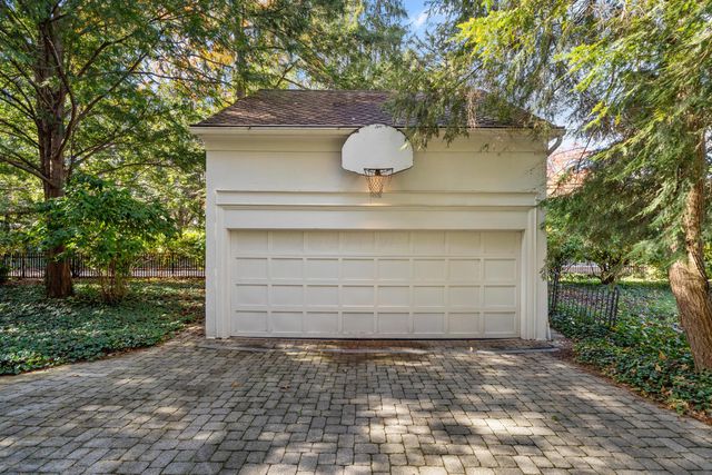 211 Preston Road, Columbus, OH 43209