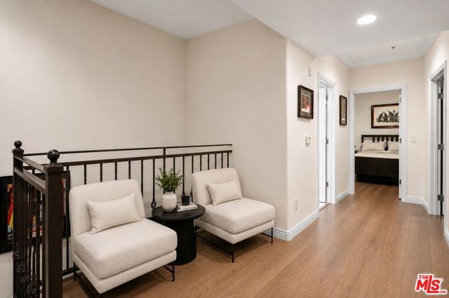 1050 N Edinburgh Avenue 103, West Hollywood, CA 90046