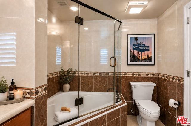 1050 N Edinburgh Avenue 103, West Hollywood, CA 90046