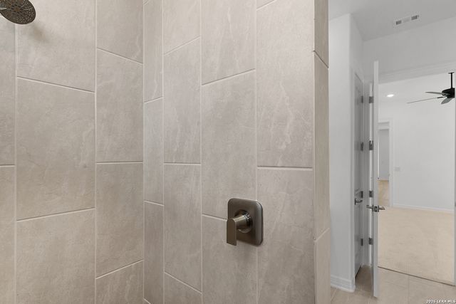 3523 N Loop 1604 E Unit 704, San Antonio, TX 78247