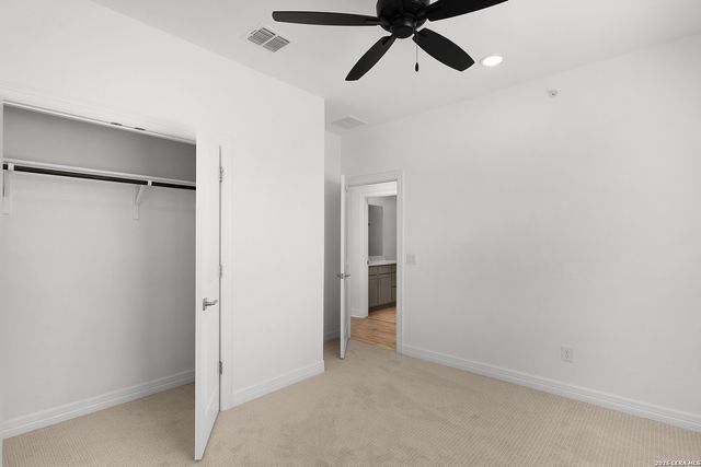 3523 N Loop 1604 E Unit 704, San Antonio, TX 78247