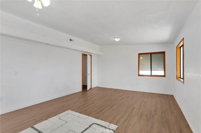 11441 Hemlock, Hesperia, CA 92345