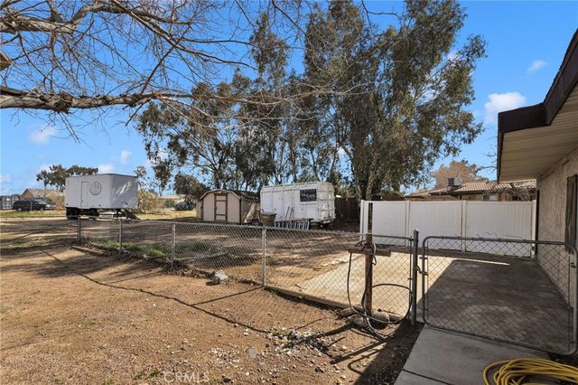 11441 Hemlock, Hesperia, CA 92345