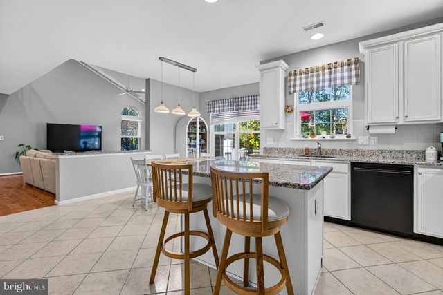 15 NORMANDY RD, Marlton, NJ 08053