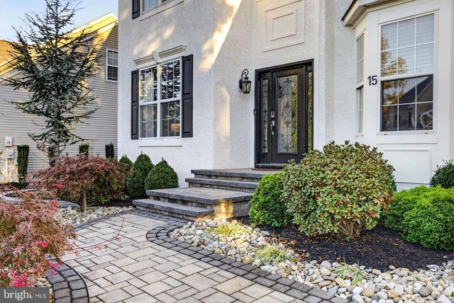 15 NORMANDY RD, Marlton, NJ 08053
