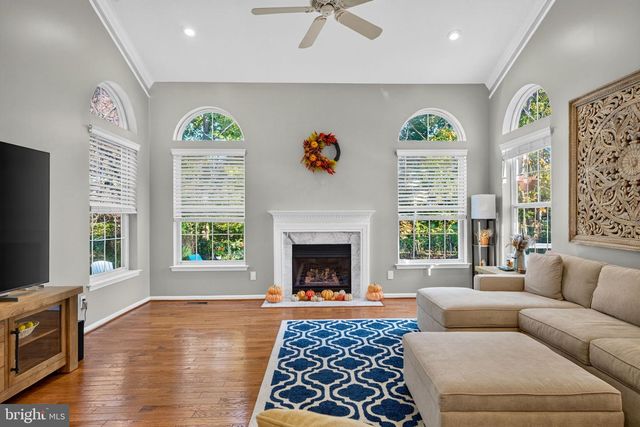 15 NORMANDY RD, Marlton, NJ 08053