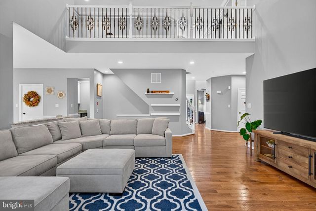 15 NORMANDY RD, Marlton, NJ 08053