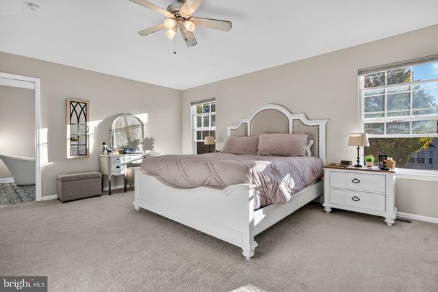 15 NORMANDY RD, Marlton, NJ 08053