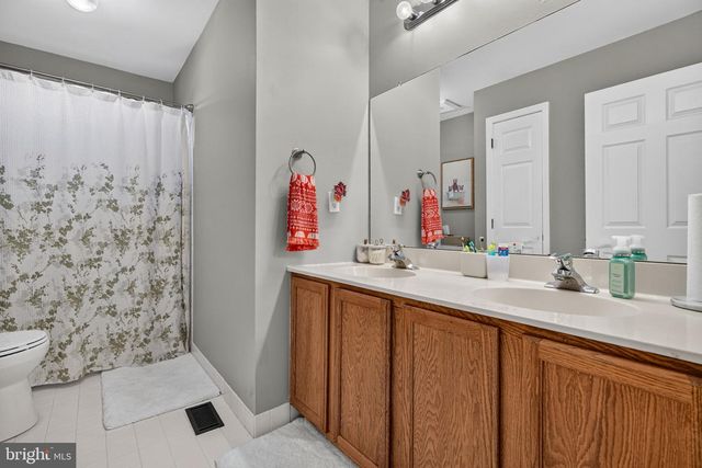 15 NORMANDY RD, Marlton, NJ 08053