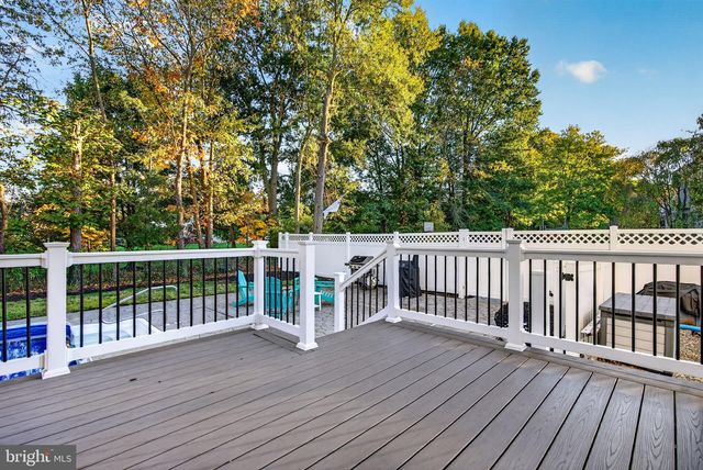 15 NORMANDY RD, Marlton, NJ 08053