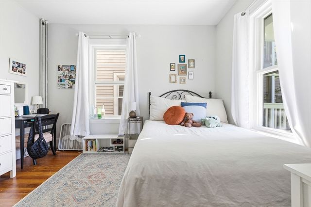 225 L St 2, Boston, MA 02127