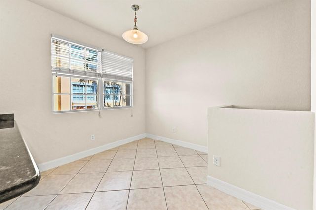 131 Harbors Way, Boynton Beach, FL 33435