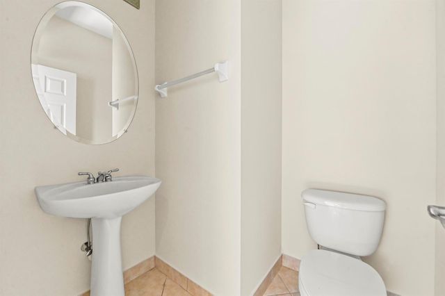131 Harbors Way, Boynton Beach, FL 33435