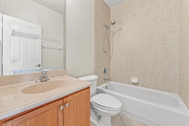 131 Harbors Way, Boynton Beach, FL 33435
