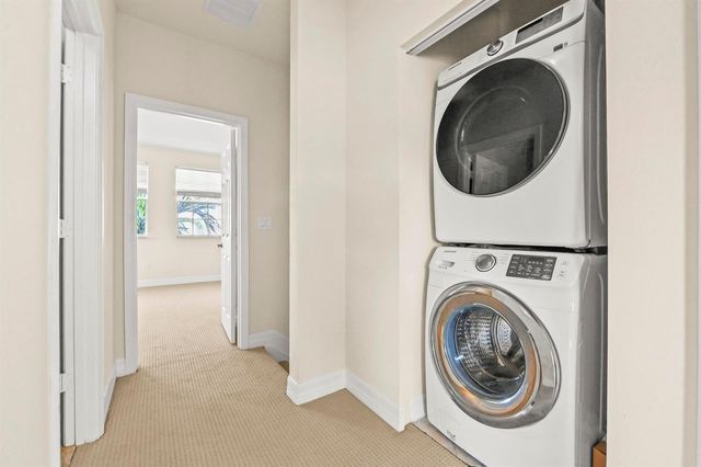 131 Harbors Way, Boynton Beach, FL 33435