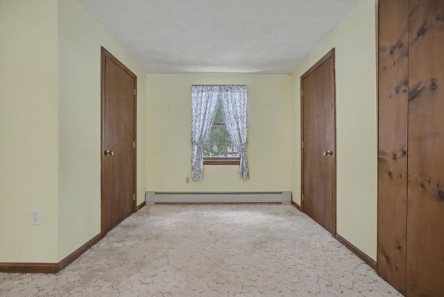 21 Country Road, Hampstead, NH 03826