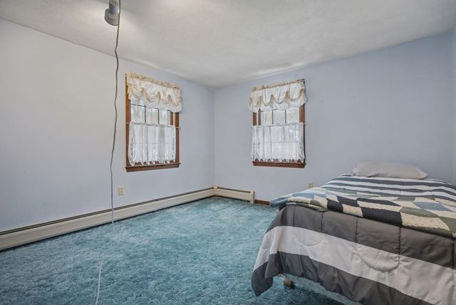 21 Country Road, Hampstead, NH 03826