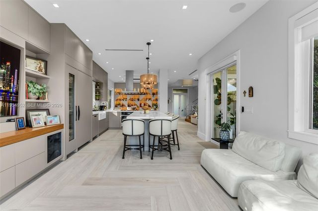 4819 University Drive, Coral Gables, FL 33146