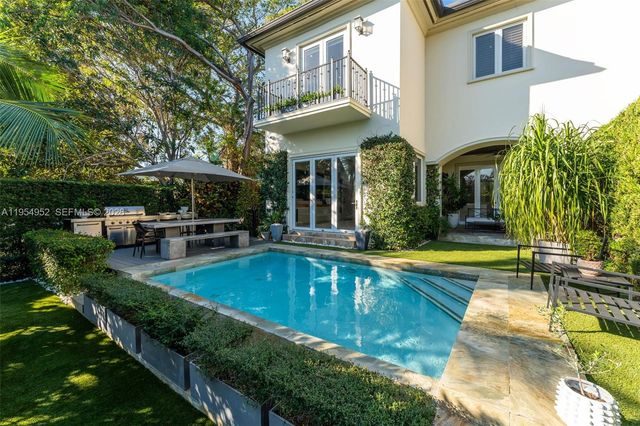 4819 University Drive, Coral Gables, FL 33146