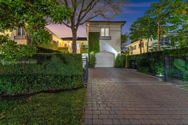 4819 University Drive, Coral Gables, FL 33146