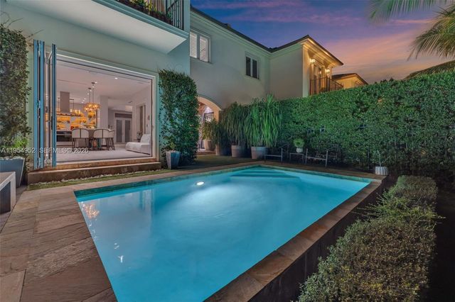 4819 University Drive, Coral Gables, FL 33146