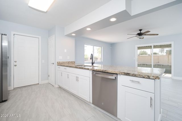 14820 N LAKEFOREST Drive, Sun City, AZ 85351