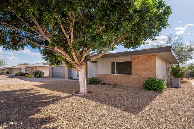 14820 N LAKEFOREST Drive, Sun City, AZ 85351