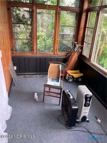 445 4th Street, Toledo, OH 43605