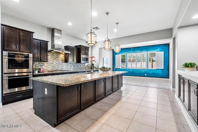 7570 W Quail Avenue, Glendale, AZ 85308